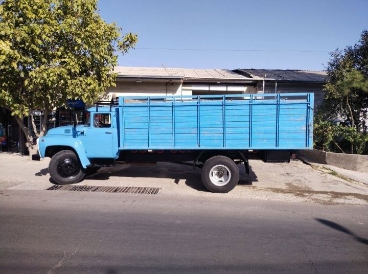 Зил-130 Сотилади