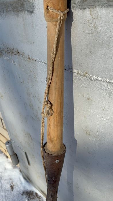 продается пешня для рыбалки