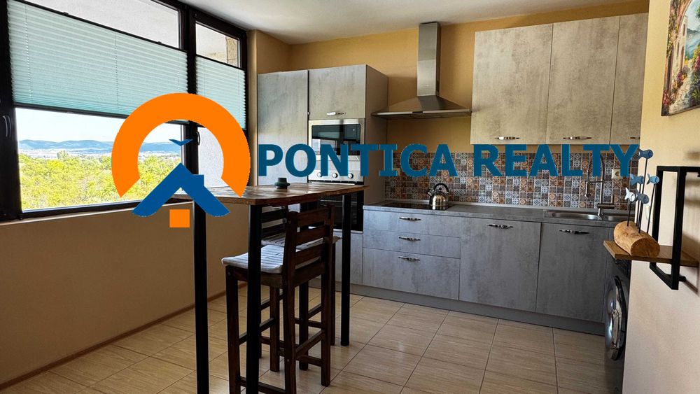 Продава се Тристаен апартамент в Несебър - 122 кв.м за 1050 €/кв.м - Снимка #1