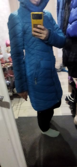 Куртка до колен 4000 тг