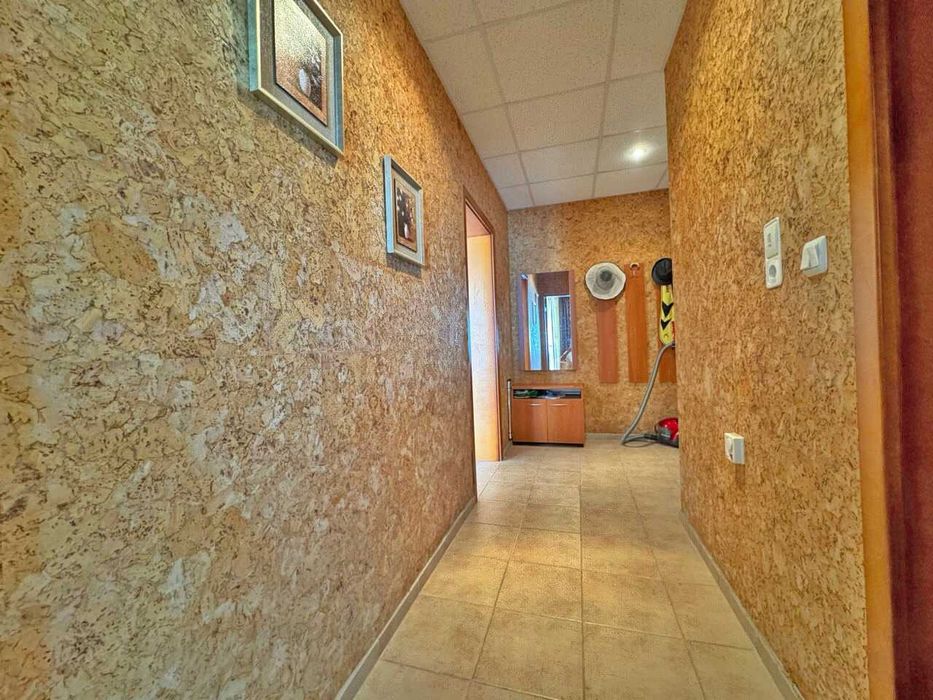 Продава се Двустаен апартамент в к.к. Елените - 66 кв.м за 1410 €/кв.м - Снимка #7