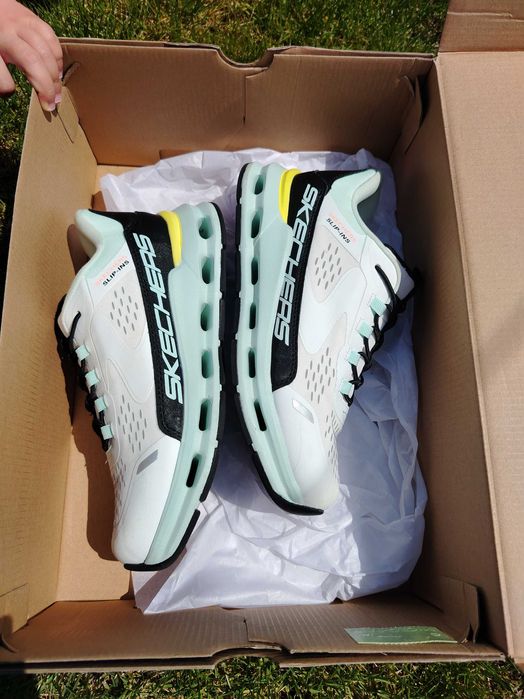 Маратонки Skechers