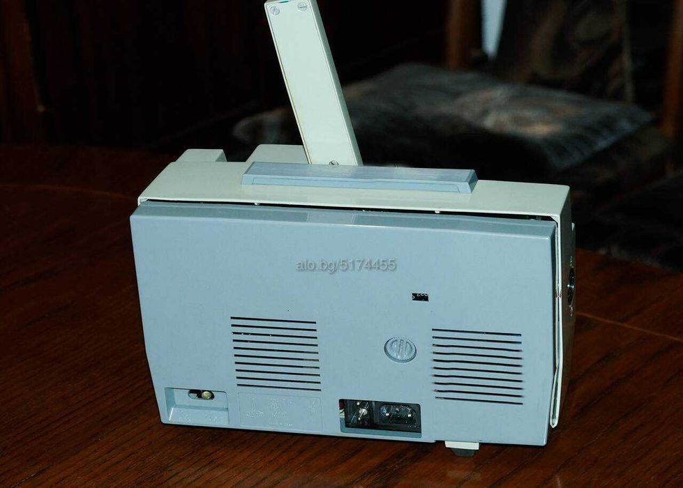 Киномашина/Прожекционен апарат - 8мм. и супер 8мм. " Русь"