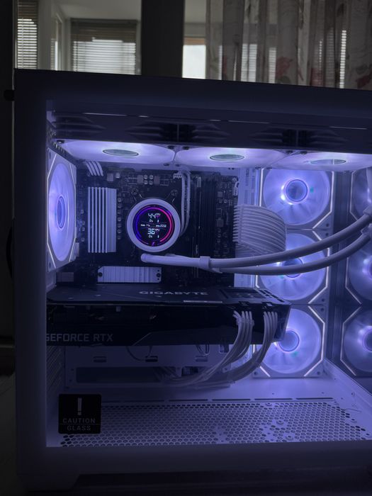 ‼️ 600FPS CS2 - PC Gaming Ryzen 7 5700X3D cu RTX 3070 și 32GB RAM 3600