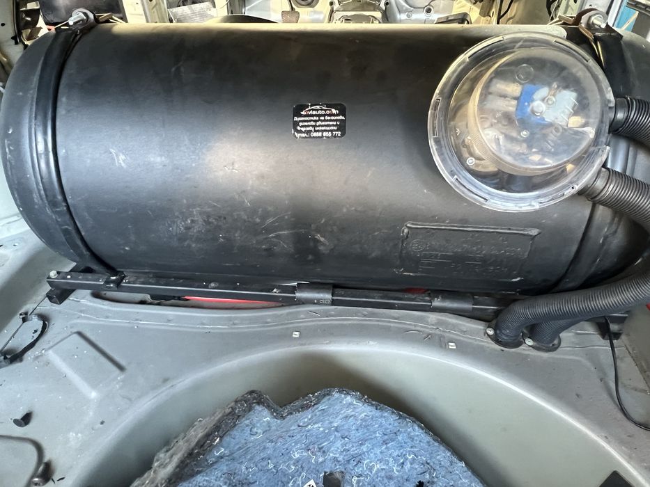 газов инжекцион 6-цилиндъра