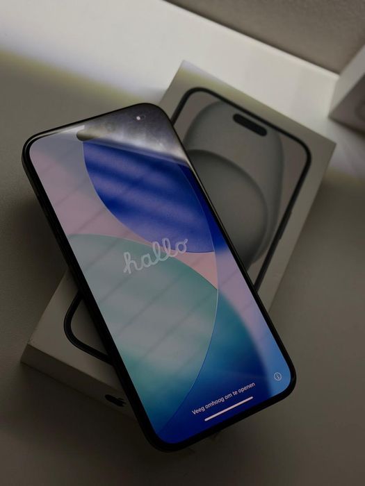 Продам iPhone 15plus