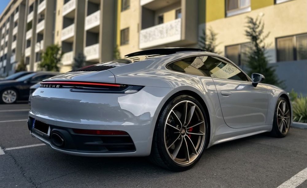 PORSCHE 911 992 Carrera 4S ! Variante -/+ BuyBack !