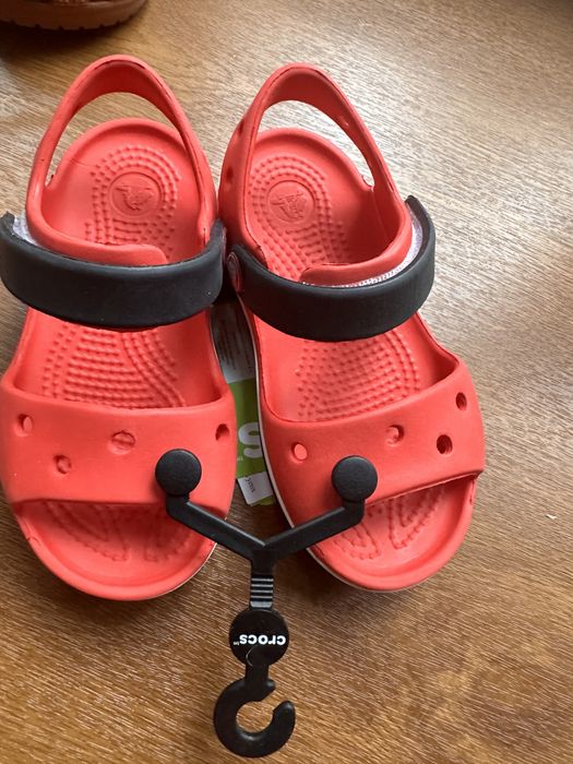 Crocs сандали для девочек