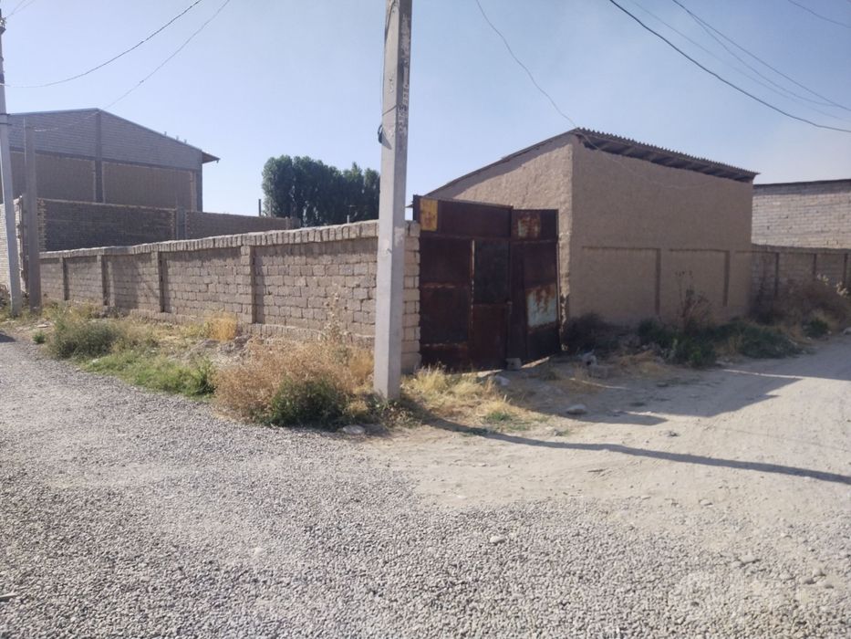 Toshkent tumani shiribo'mda basen ko'chada 6 sotix yer sotiladi