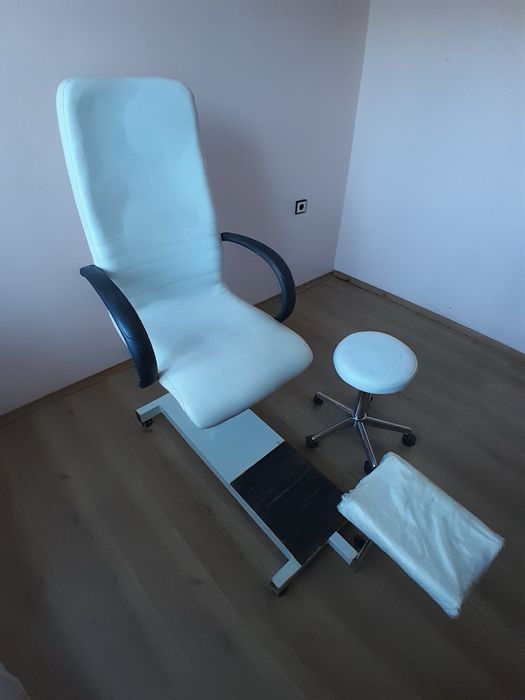 Употребяван стол за педикюр