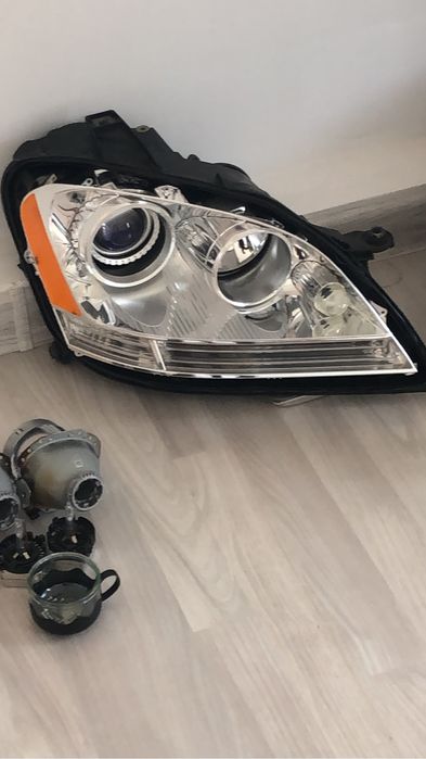 Стекло фар любой модель