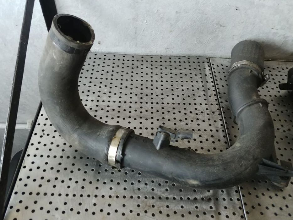 furtun tubulatura intercooler 1.8 tsi daj vw polo 6r golf 7 seat ibiza 4 skoda octavia 3  6c0145834a  6c0145770a