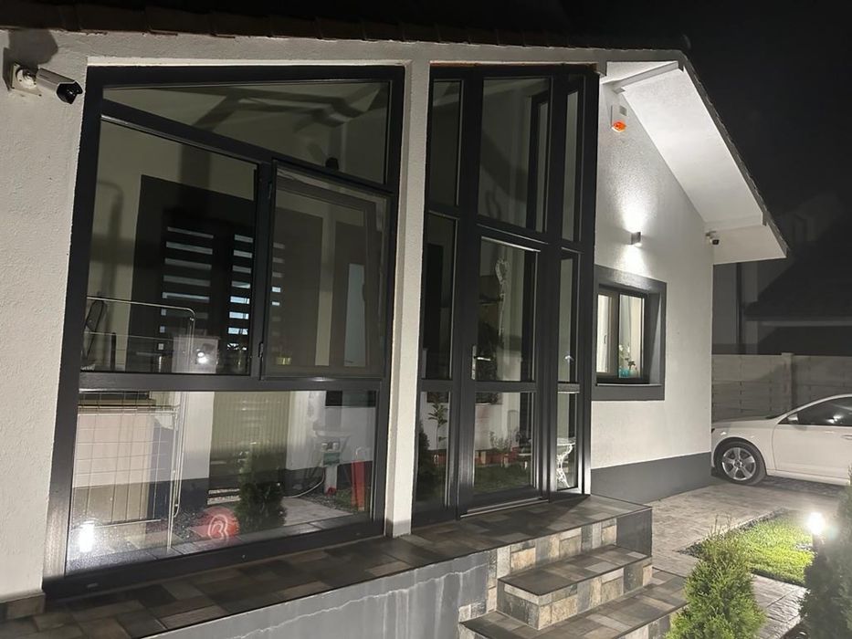 Casa parter de vanzare