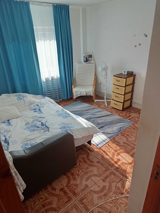 Apartament,3camere,2bai,etj.2.