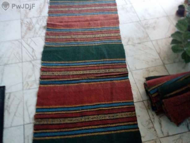 Черги и стар съветски часовник