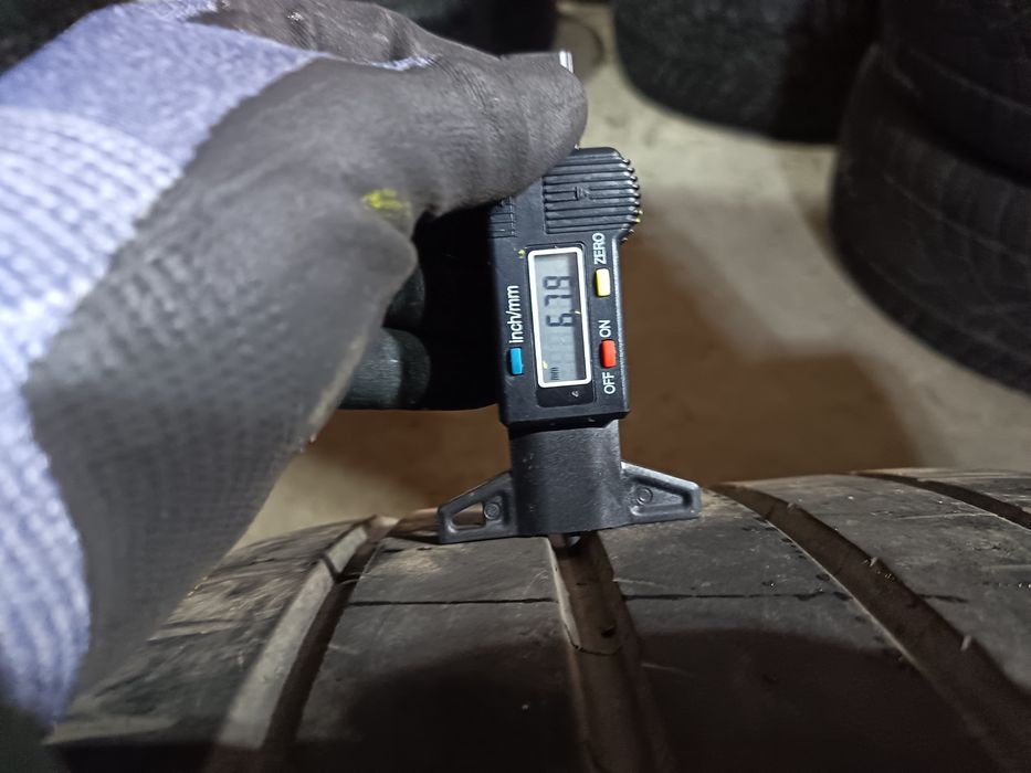 Anvelope vara 245 45 19 și 275 40 19 Michelin