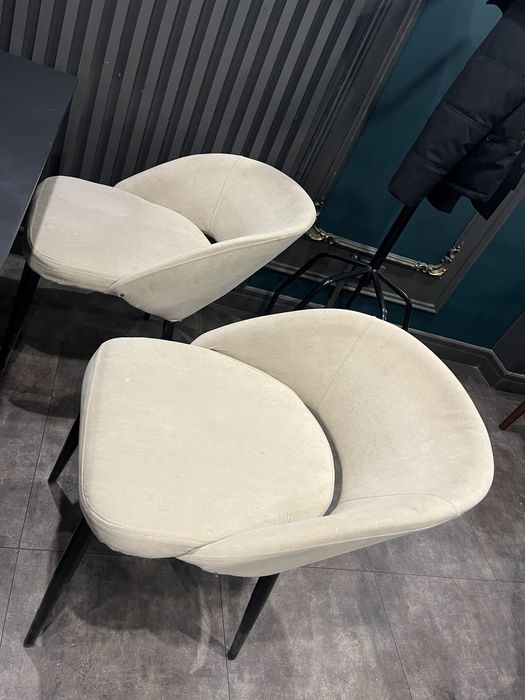 Продам 2 стула….