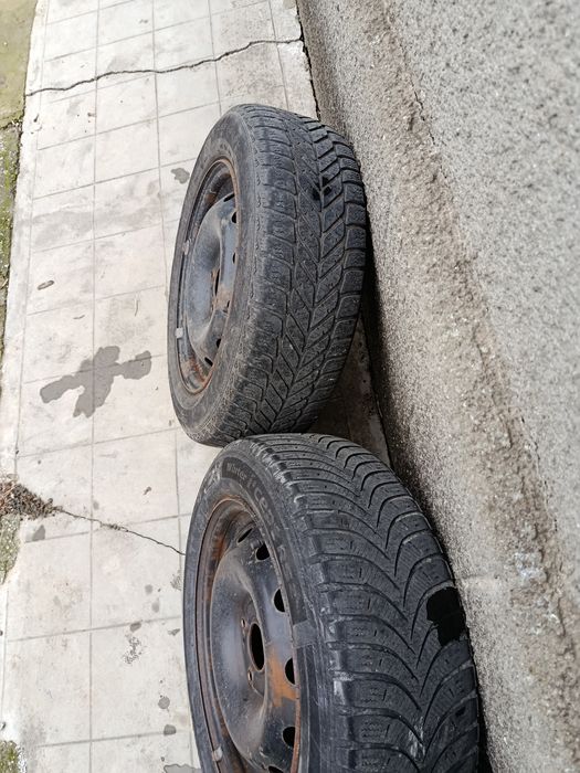 De vânzare  jante Logan 15'Cu tot cu anvelope!