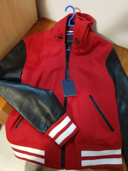 Geaca Tommy Hilfiger Goji, originala, noua, marimea 48,50,52