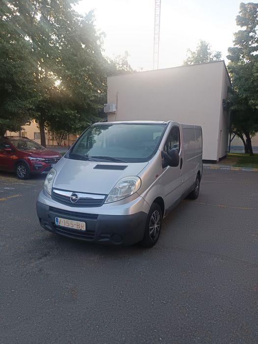 opel vivaro
