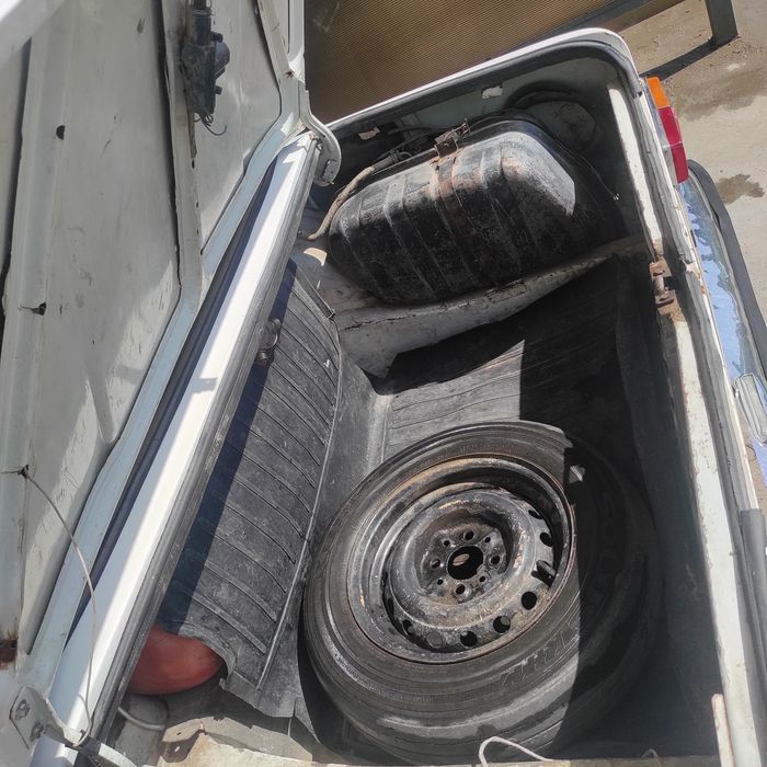 Жугули соталади матури йахши газ ва безинда Йуради