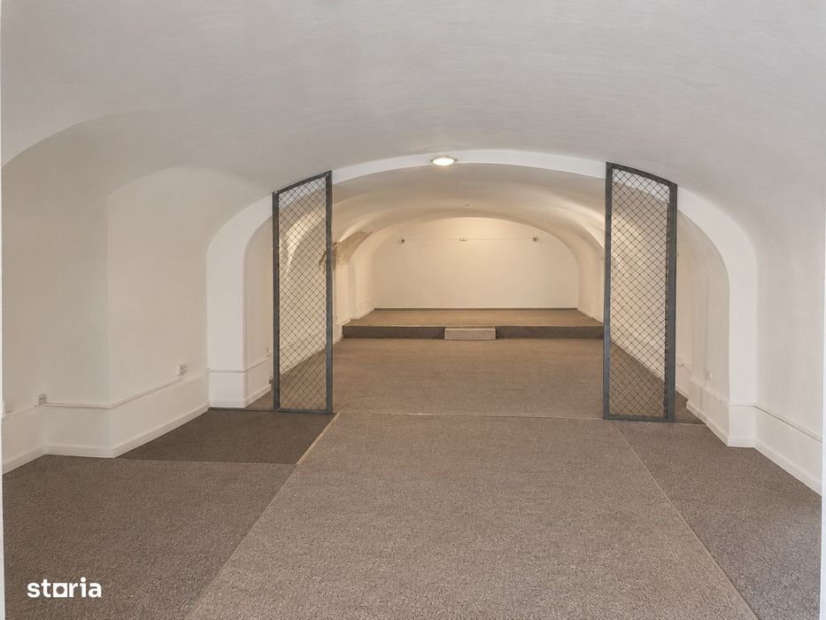 Spatiu comercial de inchiriat | Ultracentral Oradea | 270 mp