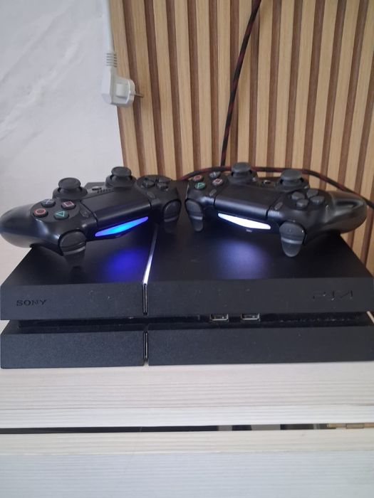 продам ПС 4 в хорошем состояний