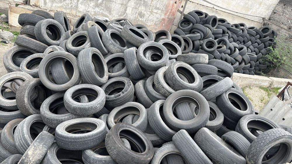 Отдам Б/У шины даром