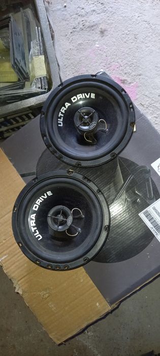 Vând boxe ultra drive