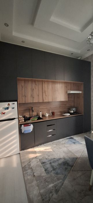 Продаётся шикарный дом Взади корзинки в центре города