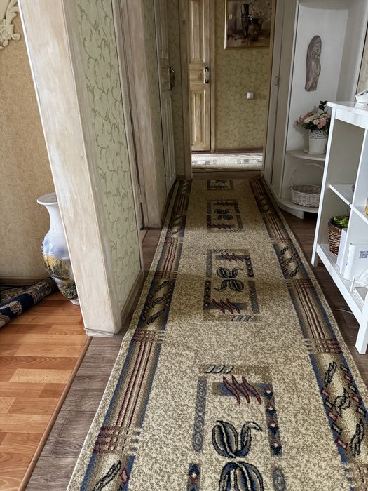 Дорожка ковровая