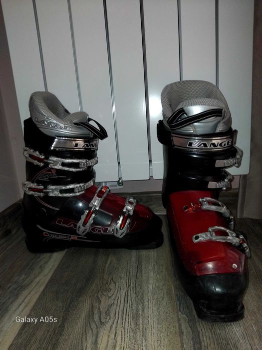 Ски екипировка Rossignol