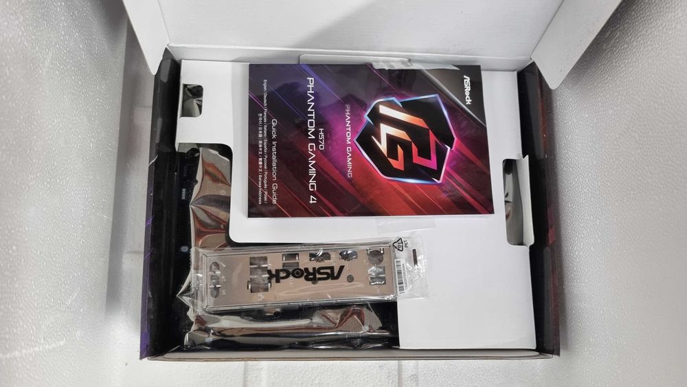 ASRock Phantom Gaming 4 H570 геймърско дъно