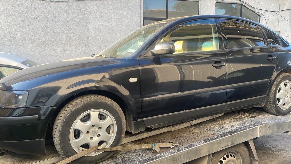 Фолксваген Пасат 4 бензин 2.3 150 к.с 1998 г 4x4