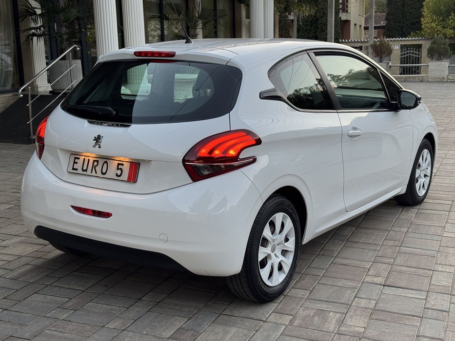 PEUGEOT 208 2016 — imagine 4
