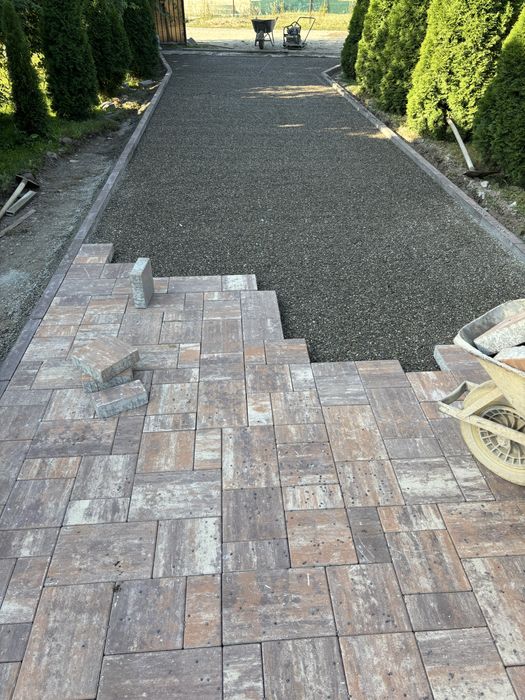 Montaj pavaj, bordura , rigole , piatra cubica ,piatra naturala