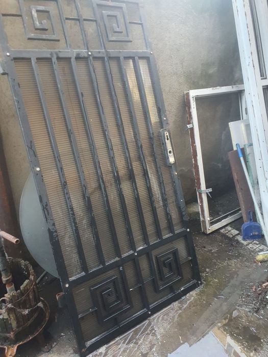 Poarta metal - si policarbonat