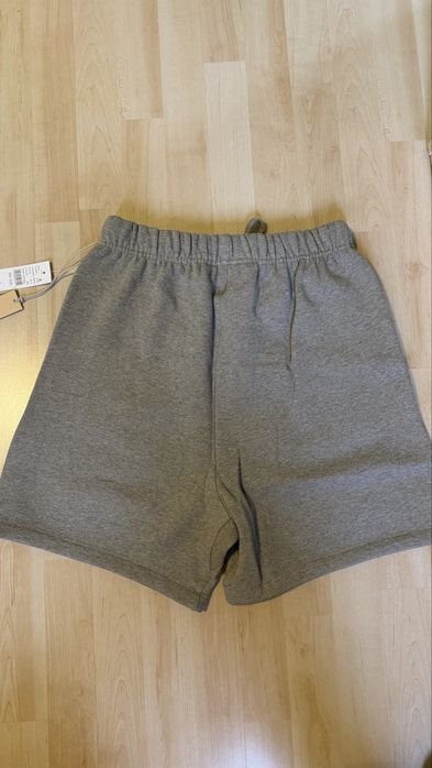 Pantaloni essentials