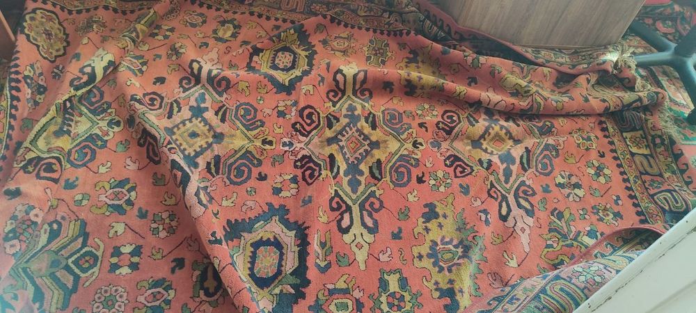 Немецкие ковры в хорошем состоянии