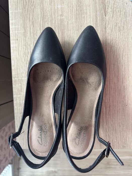 Дамски елегантни обувки Clarks