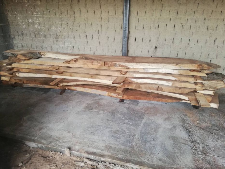 Продавам орех...