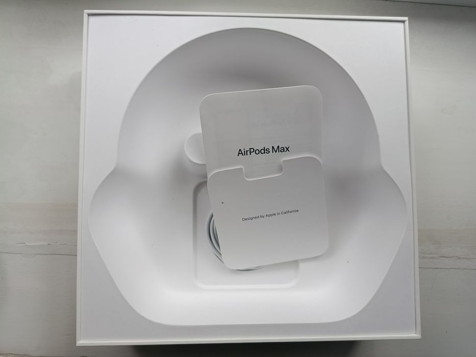 Б/У Наушники Apple AirPods Max черный