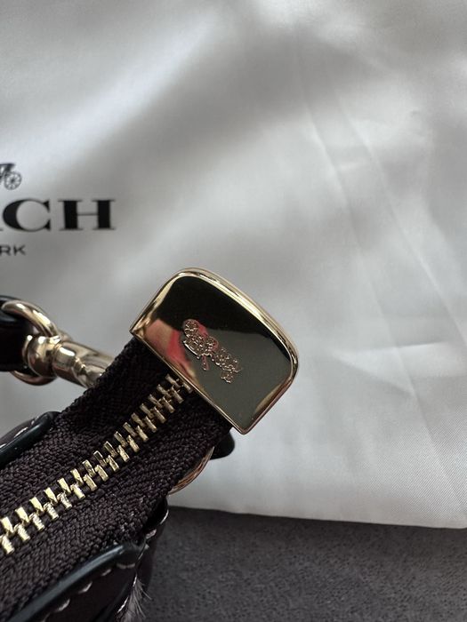 Нова чанта Coach