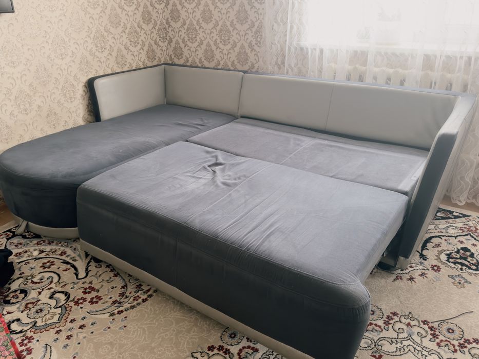 Диван сатылады фирменный