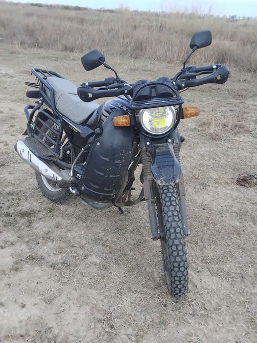 Продам мотоцикл 250кубов