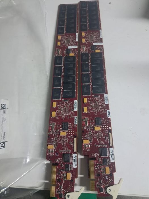 Vând SSD-URI nefolosite