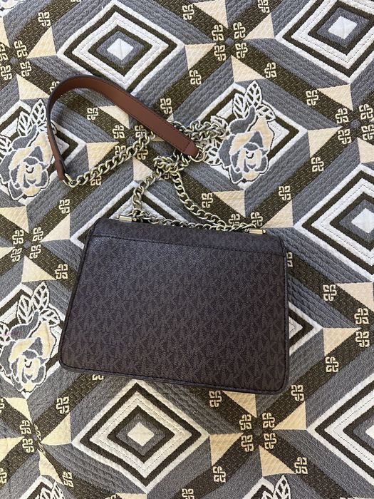 Продаю сумку Майкл Корс