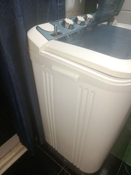 Стиральная машинка,полуавтомат