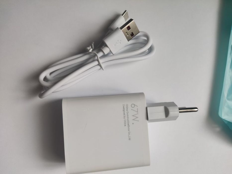 зарядка для телефона