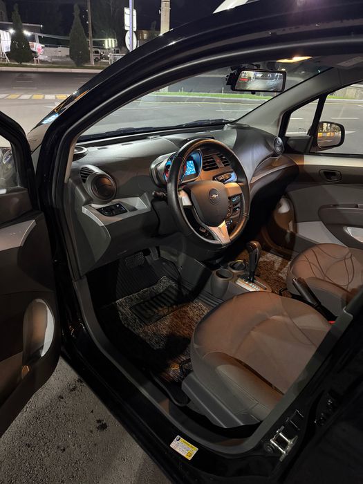 Продам чёрные Spark